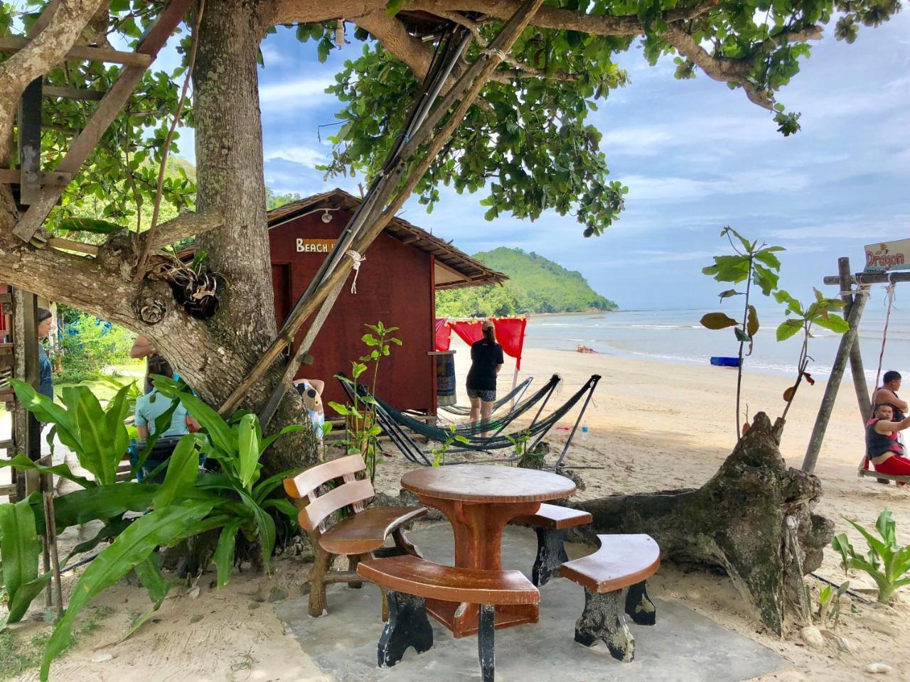 Dragon Pearl Beach Resort Kota Belud Ngoại thất bức ảnh